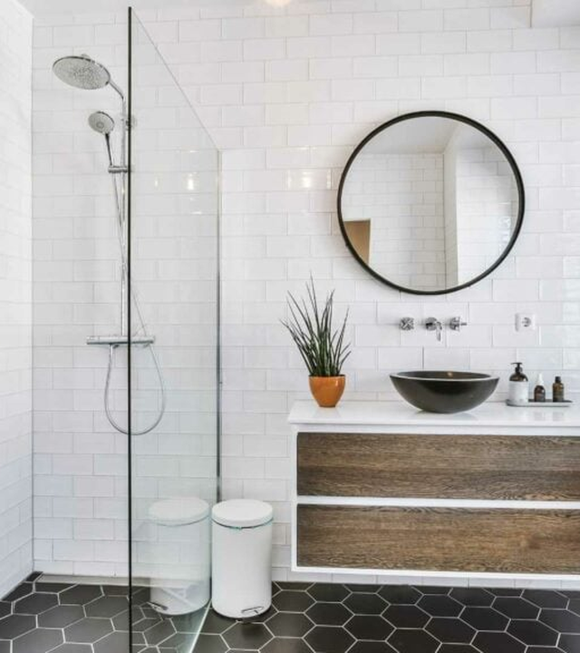 NYC Bathroom Remodeling technician on a local job